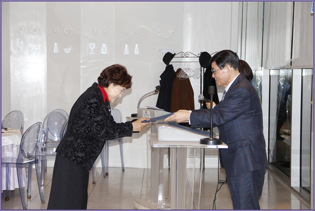 부회장 이호성 추대장 수여